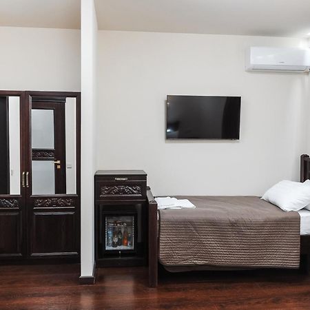 Dvin Hotel بافلودار المظهر الخارجي الصورة