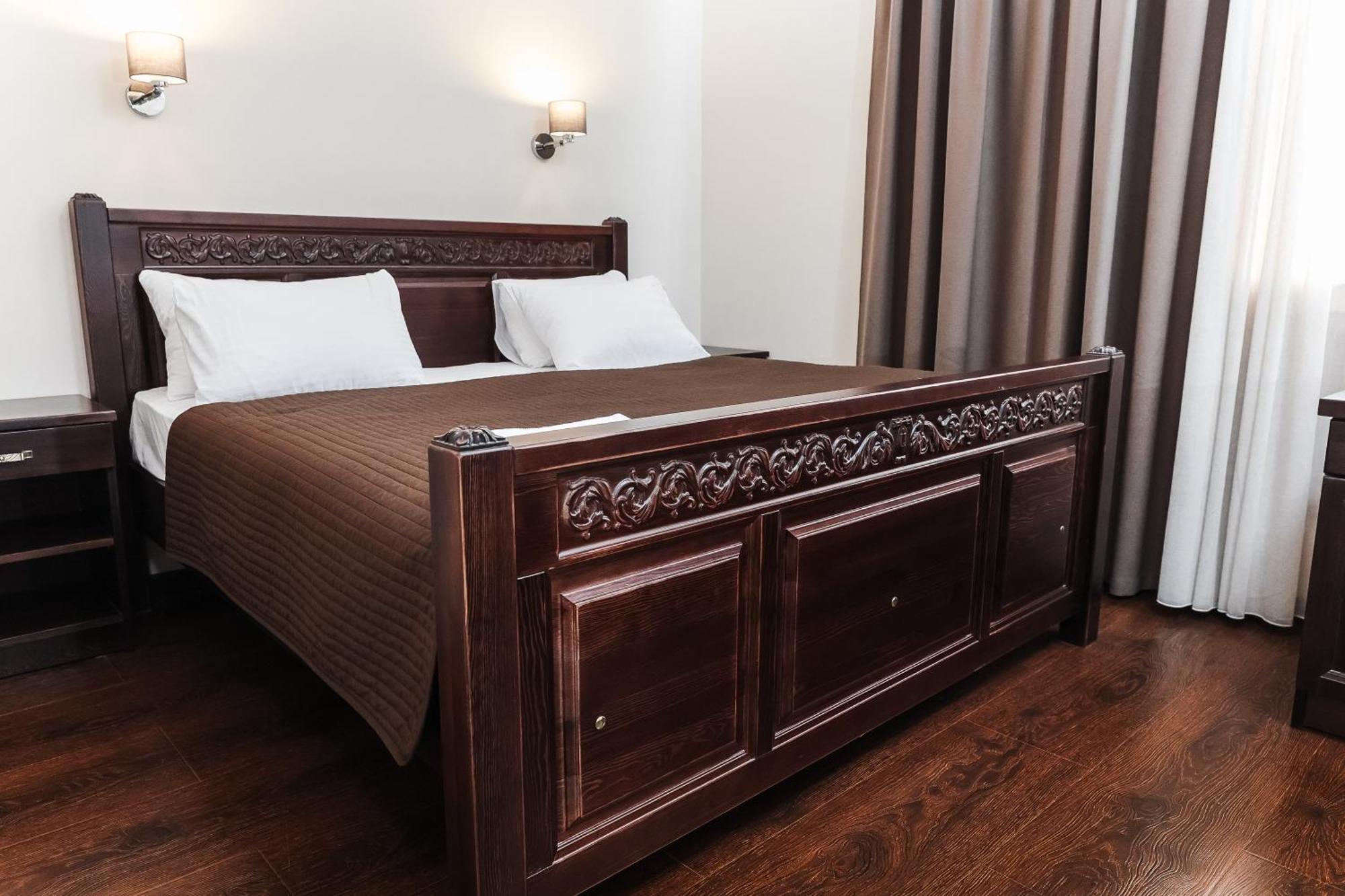 Dvin Hotel بافلودار المظهر الخارجي الصورة