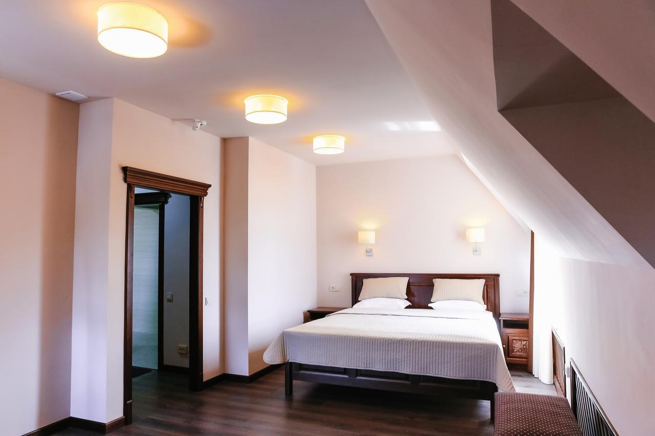 Dvin Hotel بافلودار المظهر الخارجي الصورة